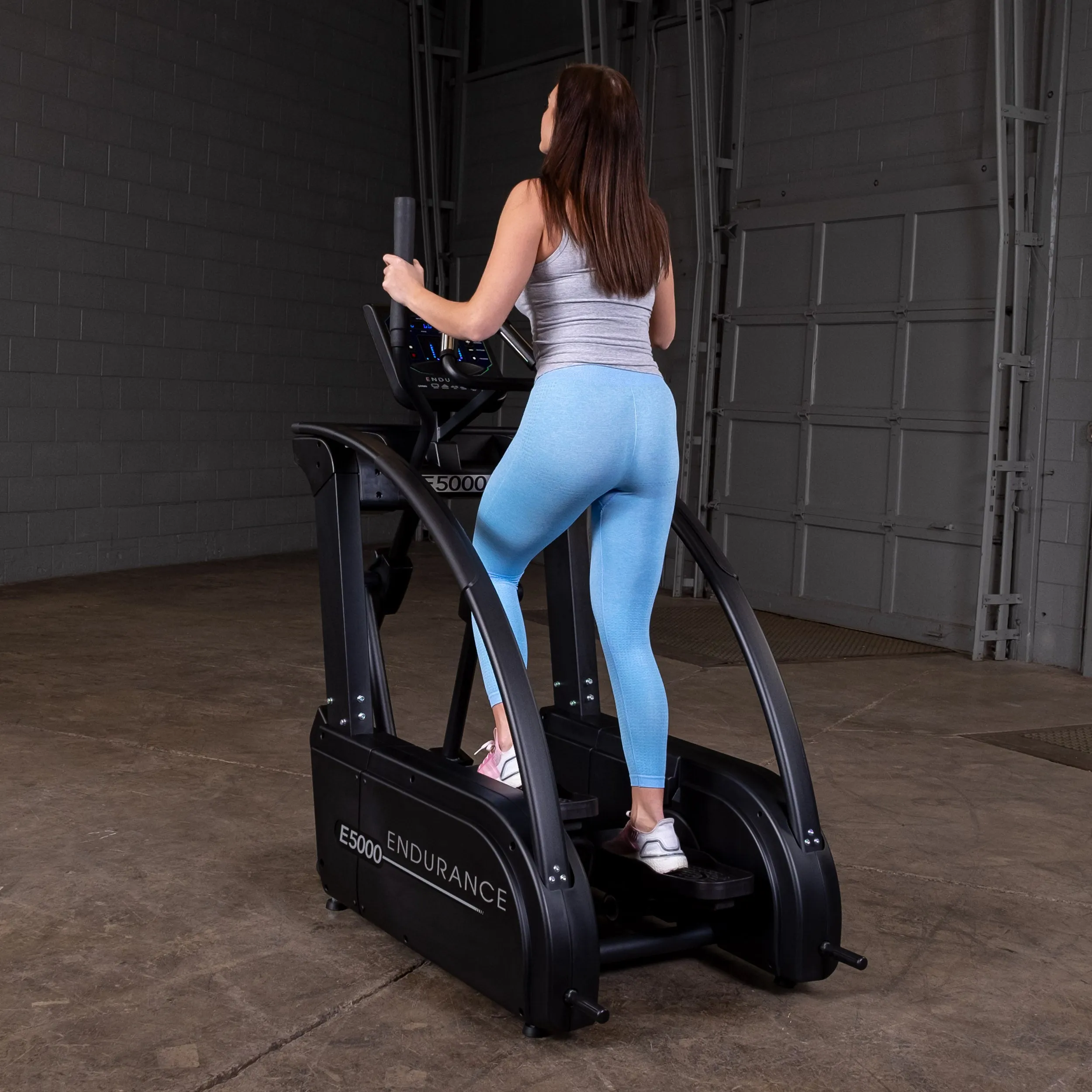 Body-Solid Endurance E5000 Premium Elliptical Trainer