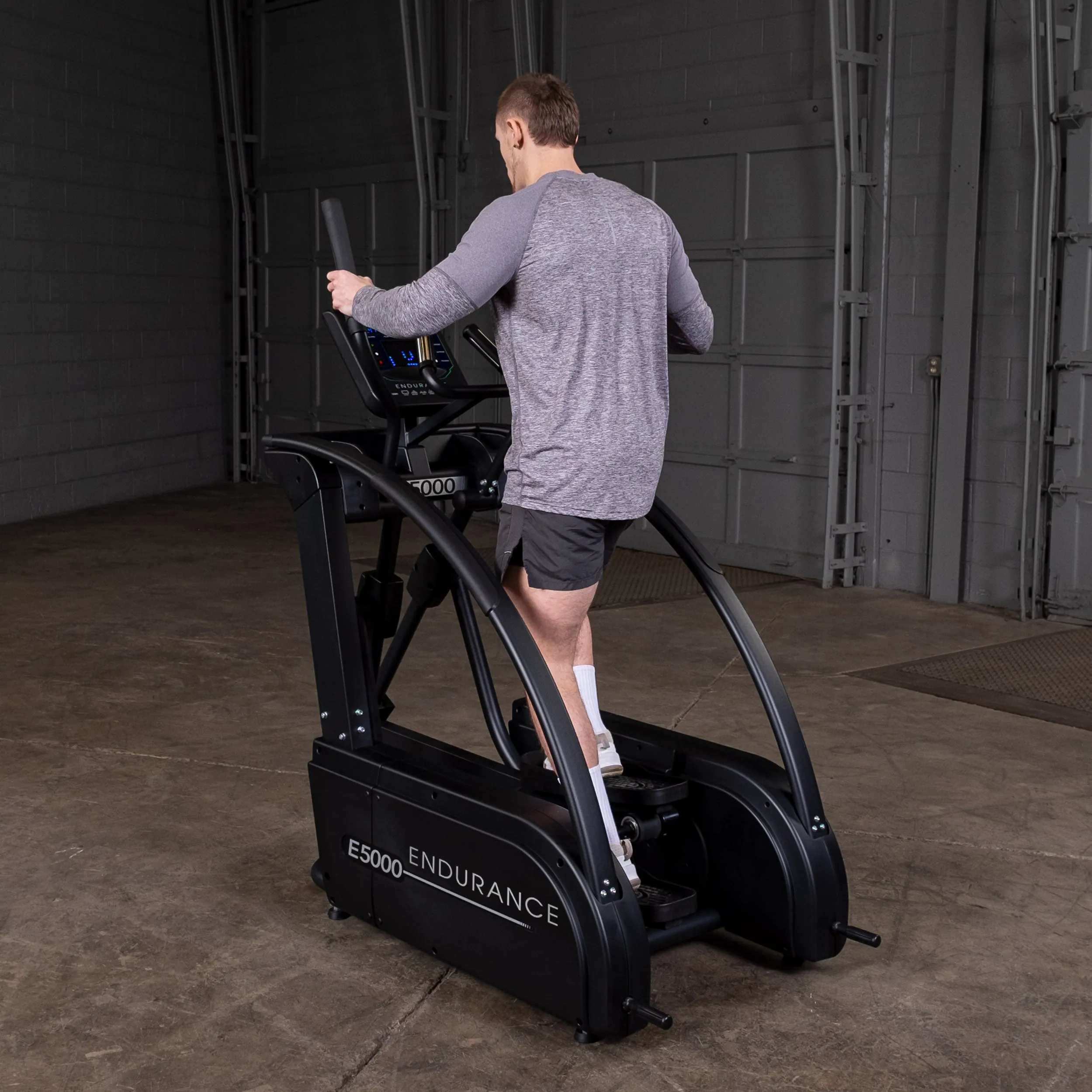 Body-Solid Endurance E5000 Premium Elliptical Trainer