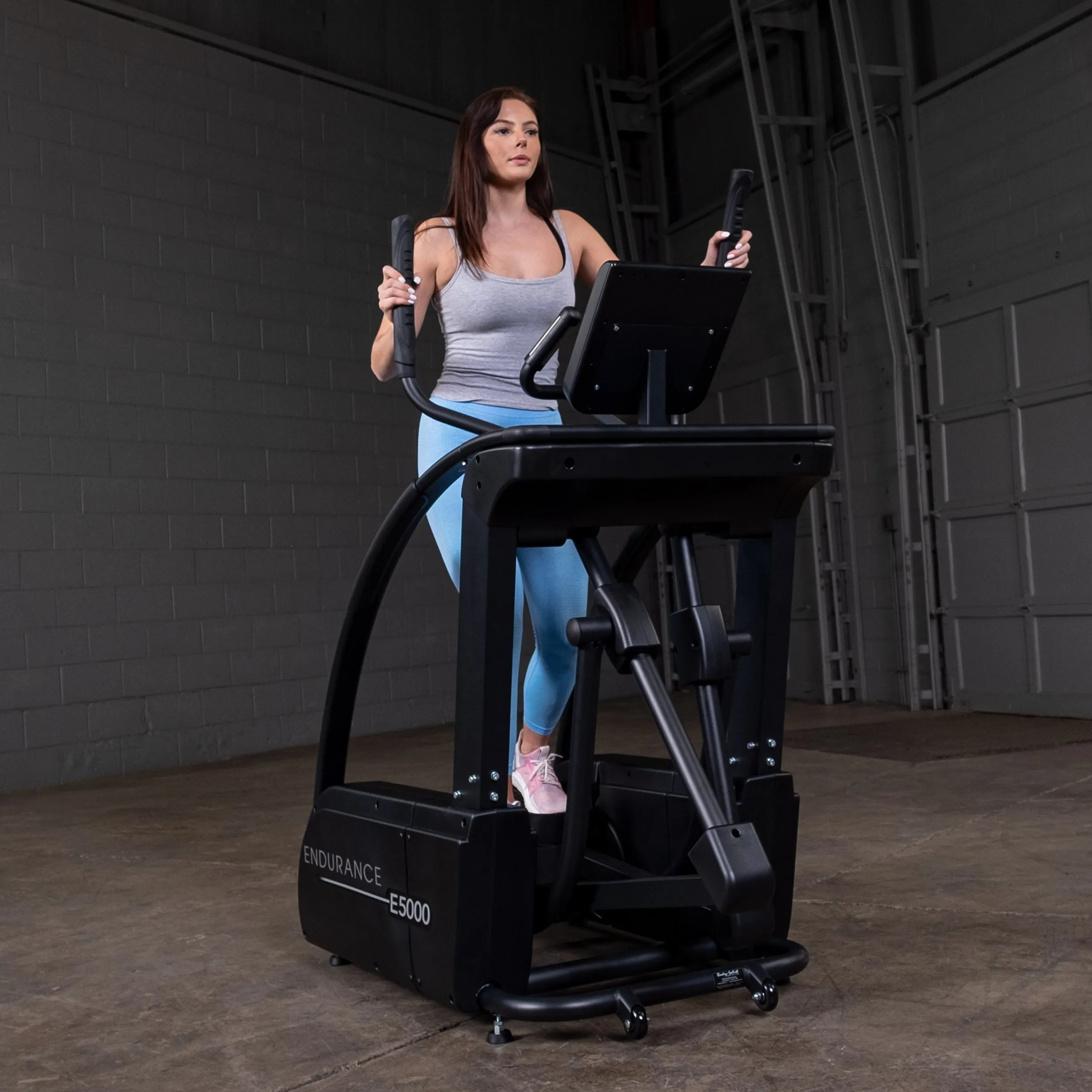 Body-Solid Endurance E5000 Premium Elliptical Trainer