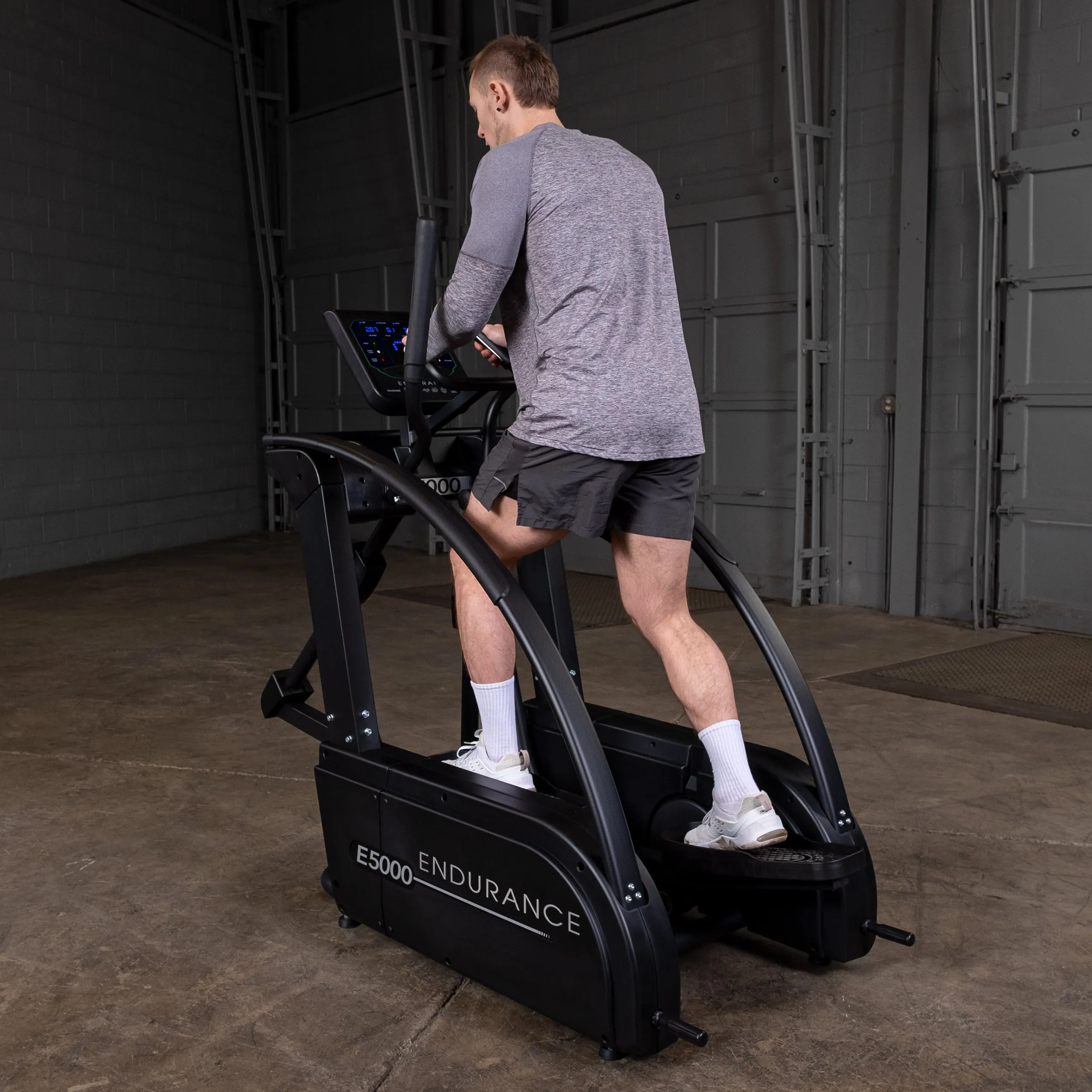 Body-Solid Endurance E5000 Premium Elliptical Trainer