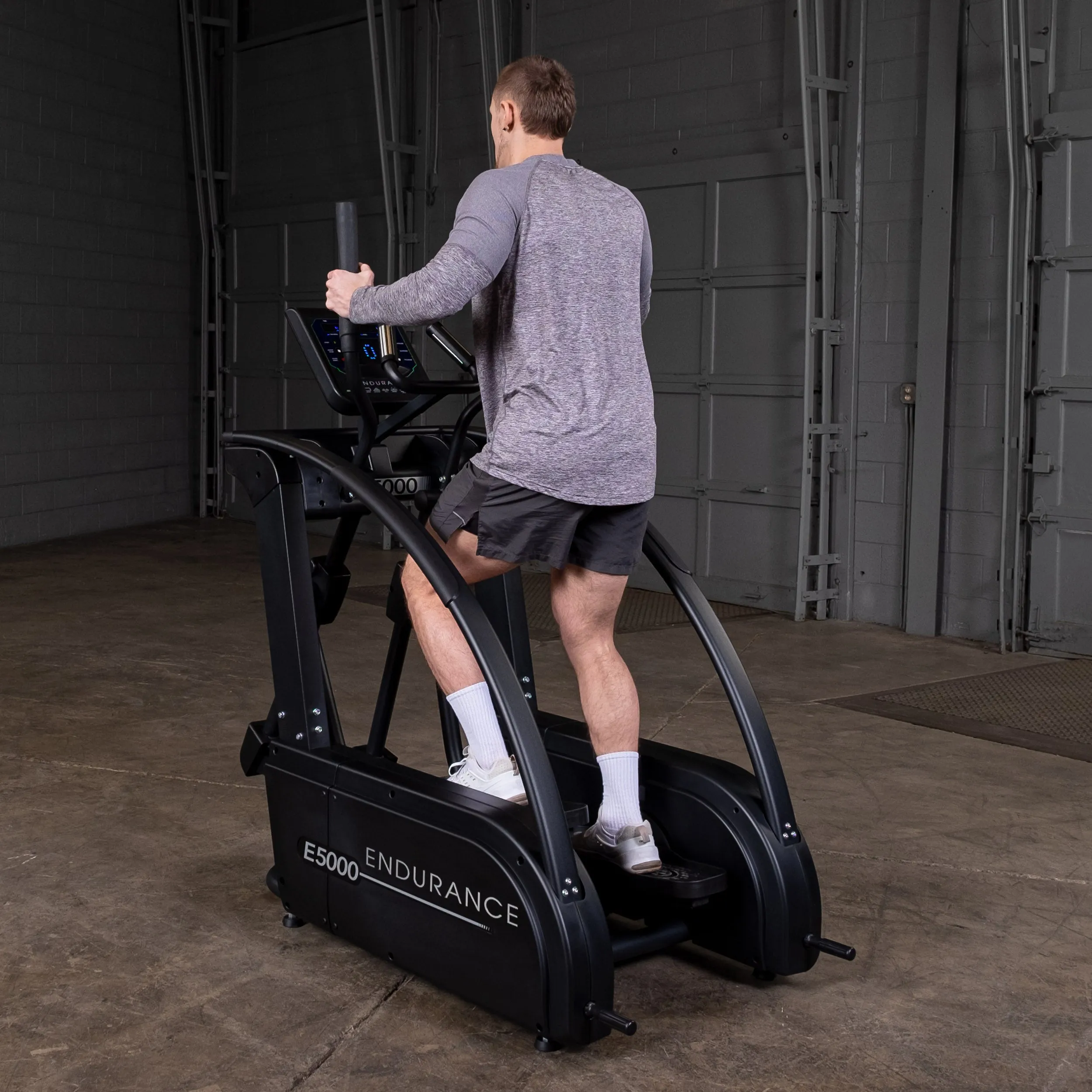 Body-Solid Endurance E5000 Premium Elliptical Trainer