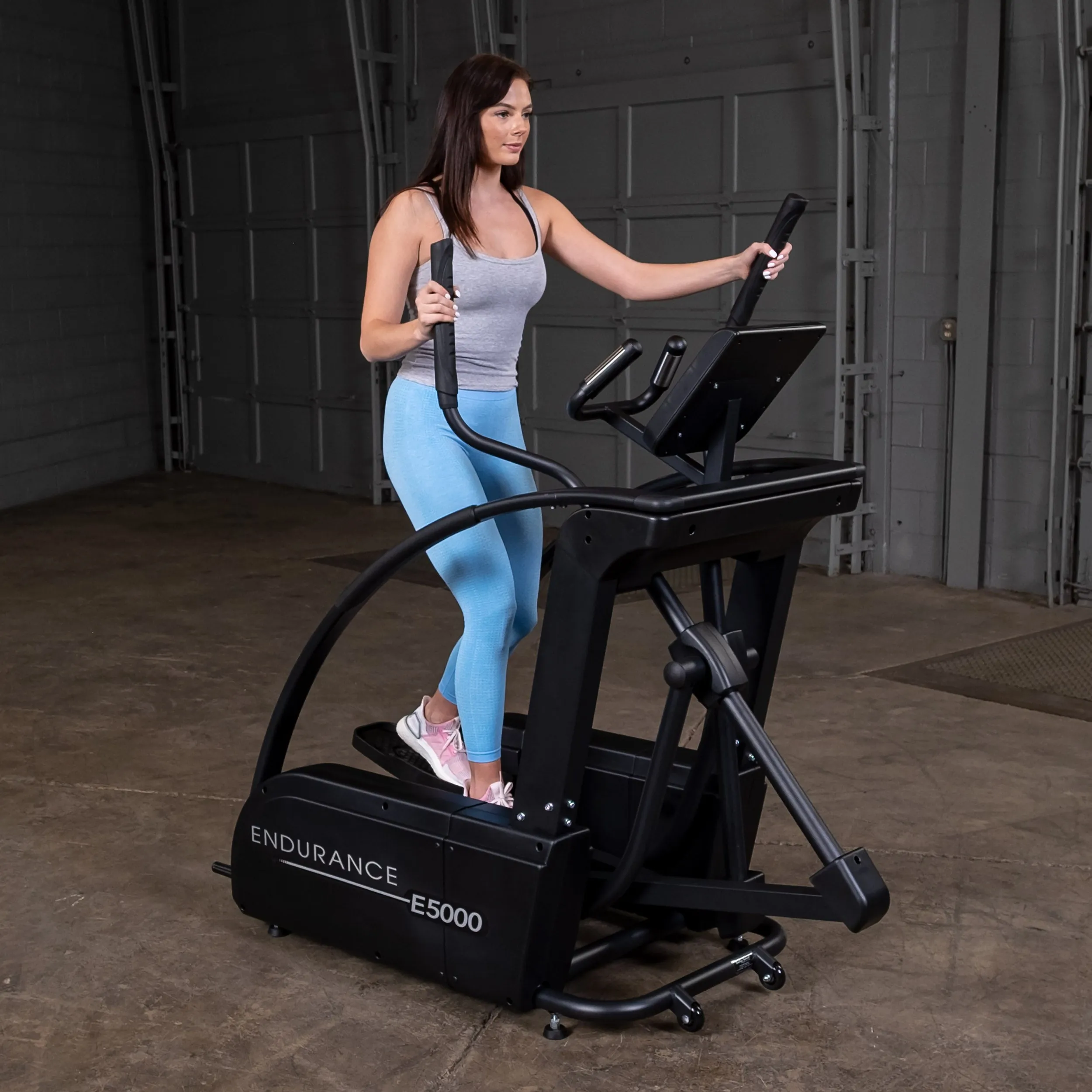 Body-Solid Endurance E5000 Premium Elliptical Trainer