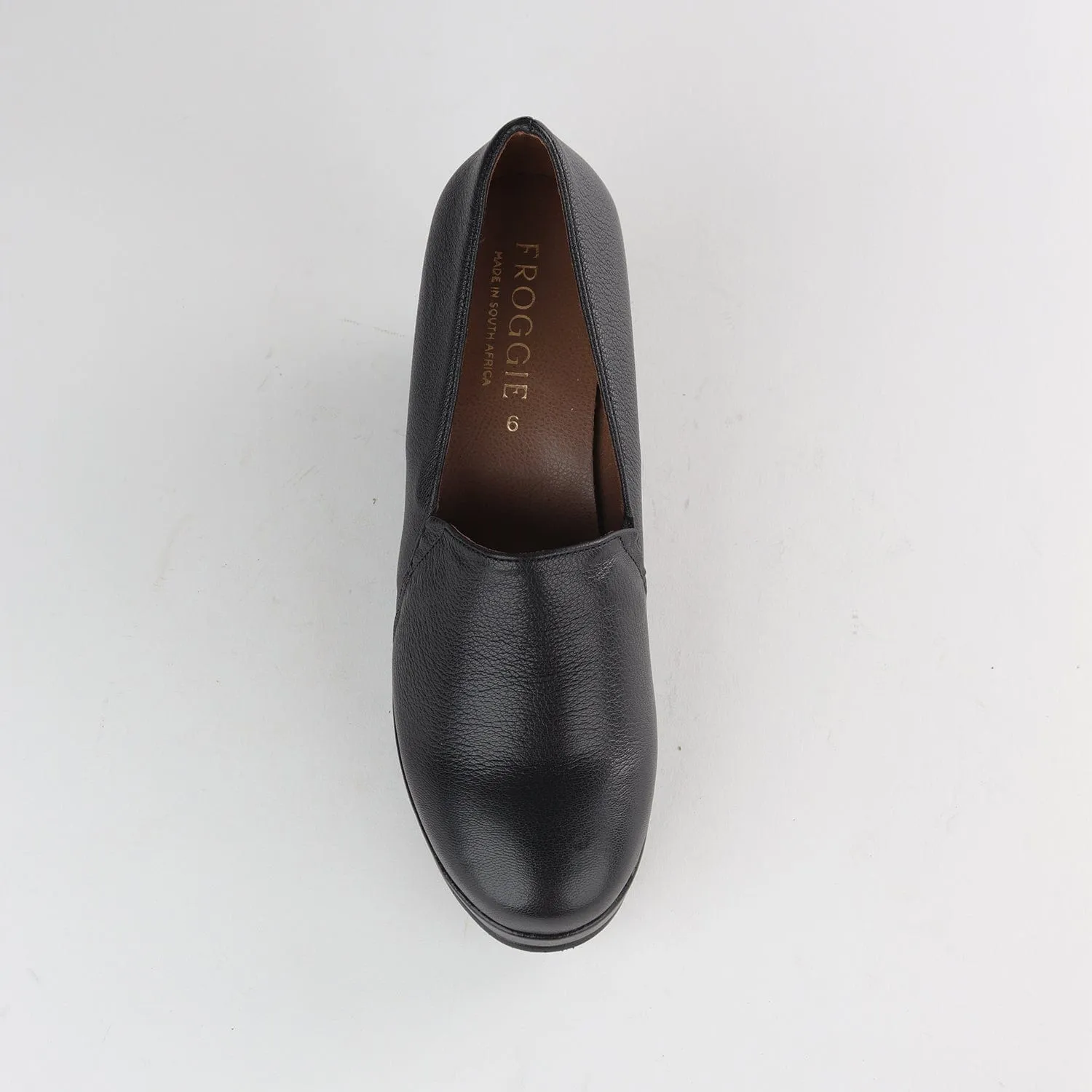 Closed Wedge in Black - 12911
