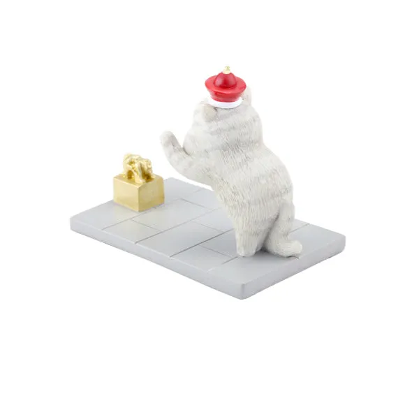 Forbidden City Royal Cat Jumping to Emperor's Seal Smartphone Stand
