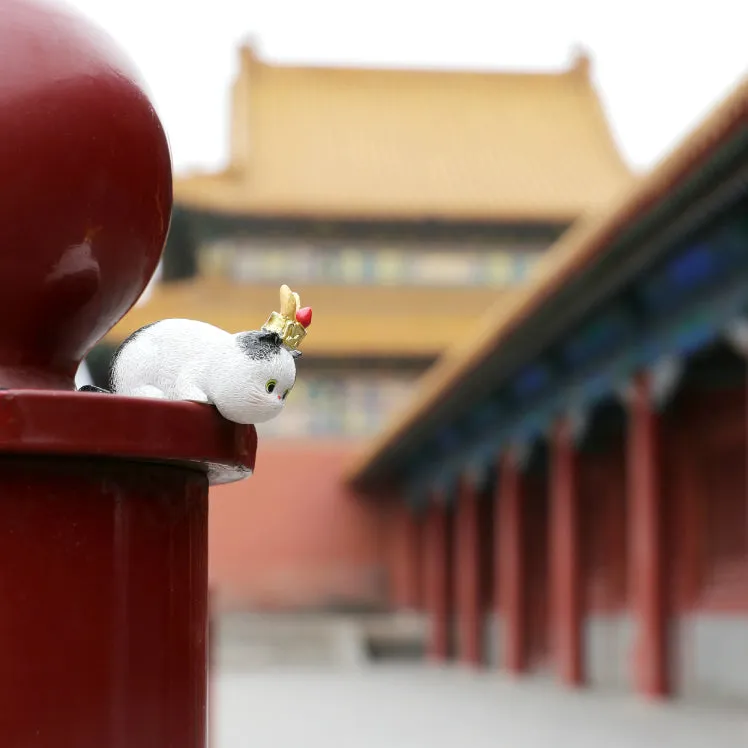 Forbidden City Royal Cat Ming Dynasty Little Prince Miniature Figurine