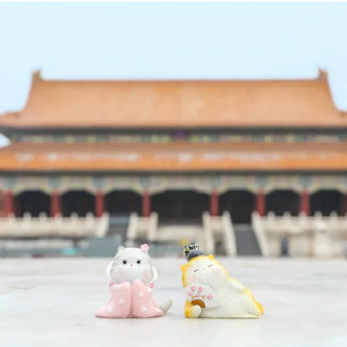 Forbidden City Royal Cat Ming Dynasty Princess Cat Miniature Figurine