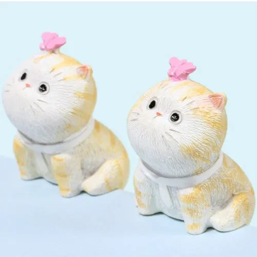 Forbidden City Royal Cat Qing Dynasty Princess Miniature Figurine