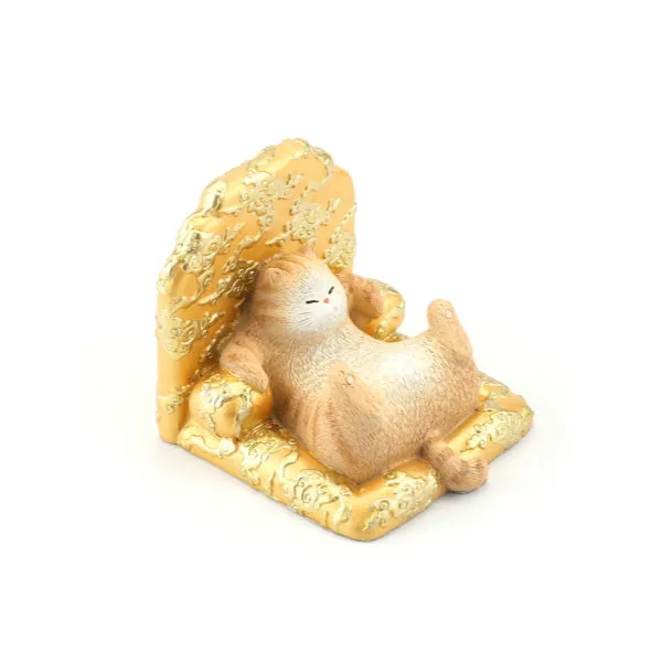 Forbidden City Royal Cat Sitting on Dragon Throne Smartphone Stand