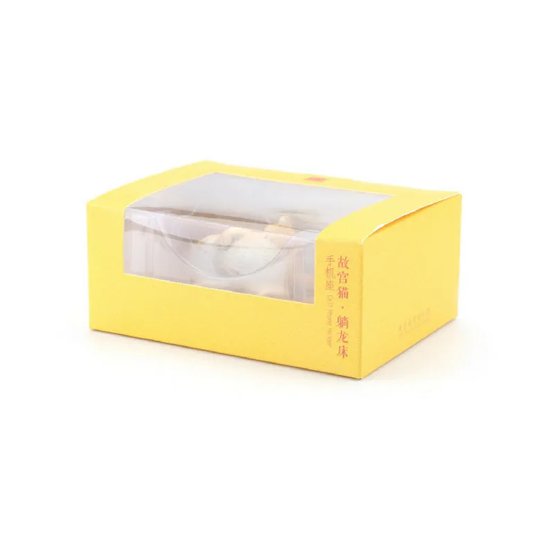 Forbidden City Royal Cat Sleeping in Imperial Bed Smartphone Stand