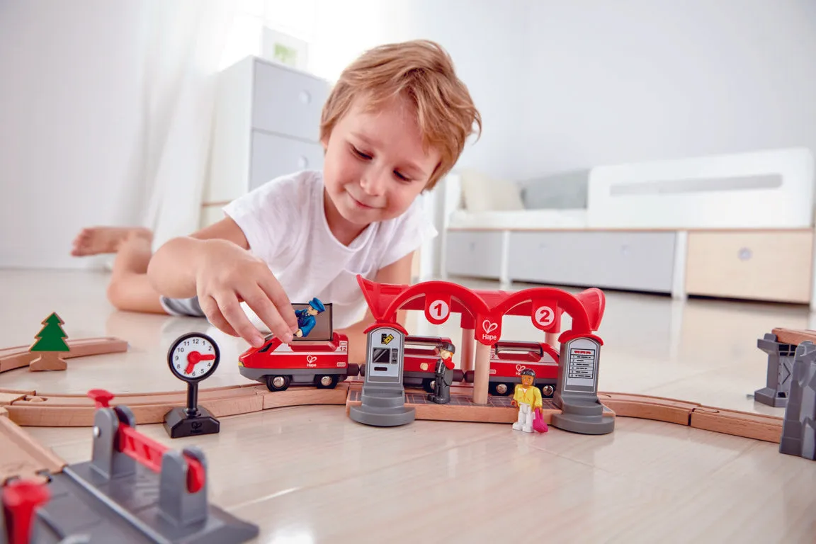 Hape Busy City Rail Set