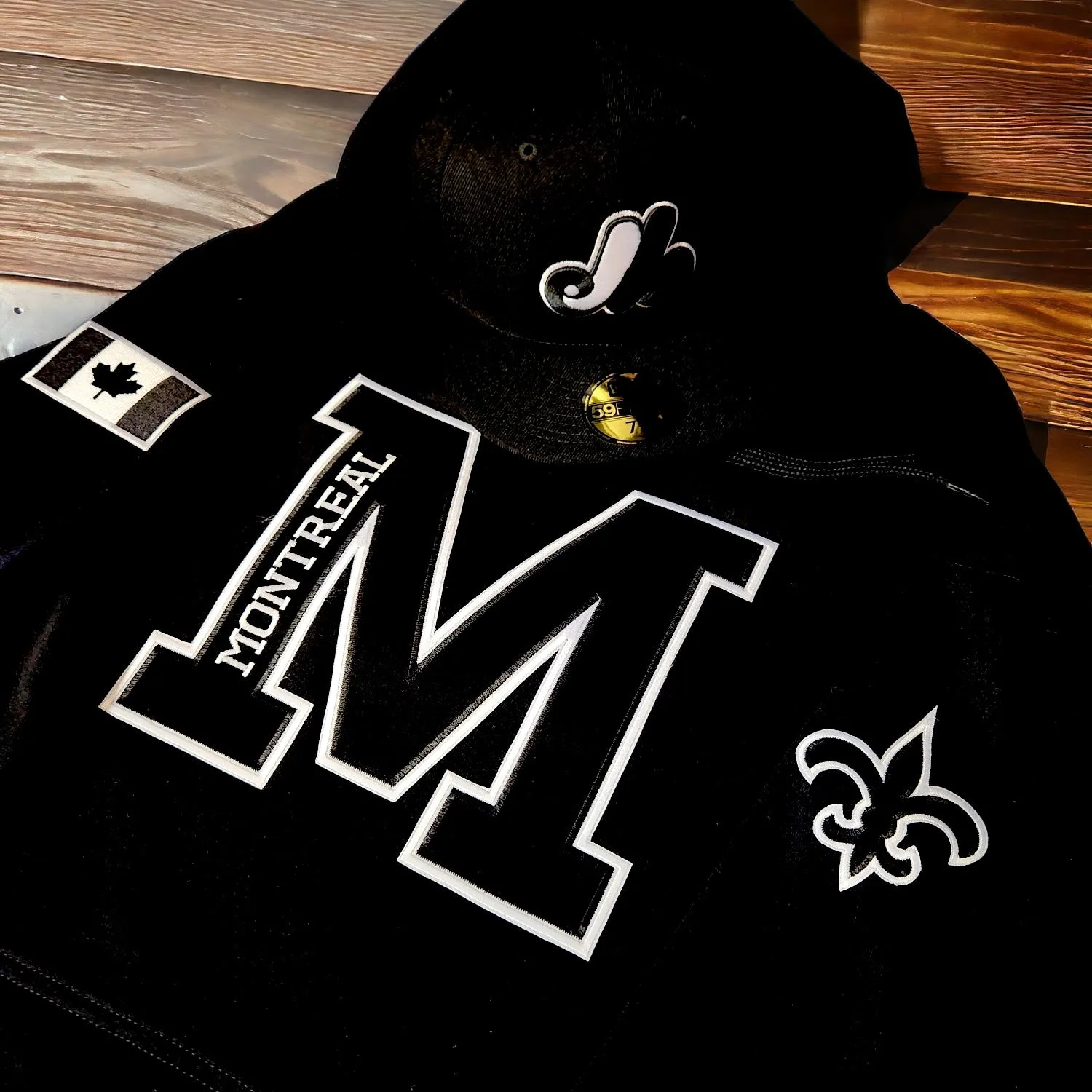 Montreal City Hoodie Black White