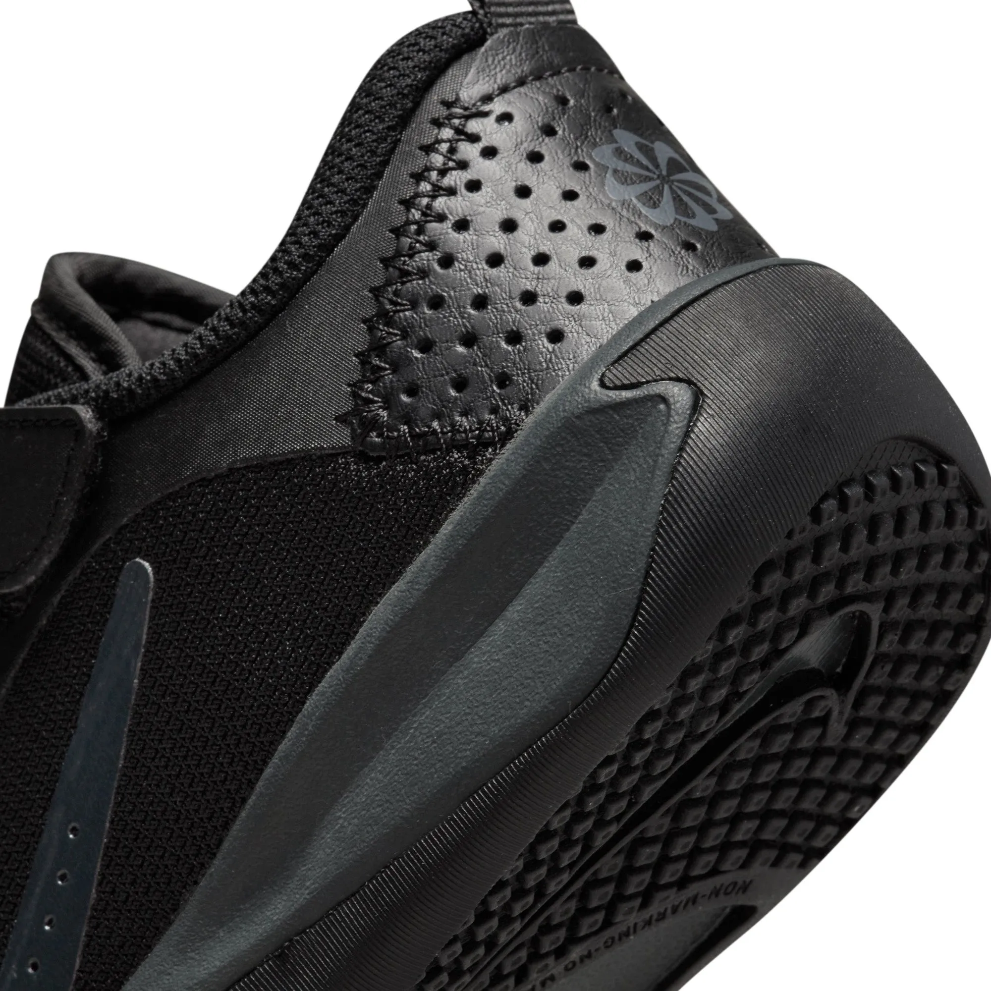 Omni Multi-Court sneakers