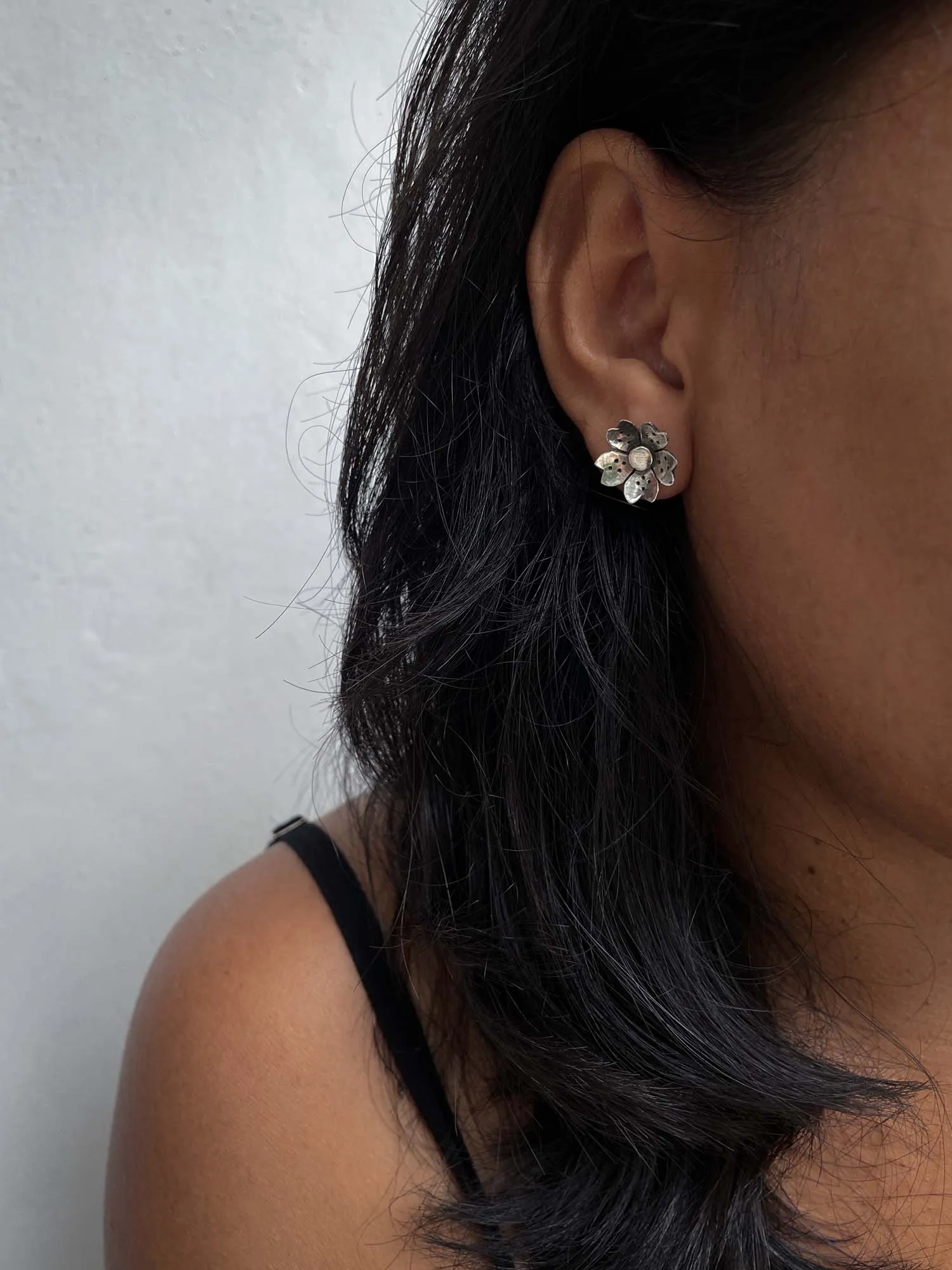 Orchid Stud