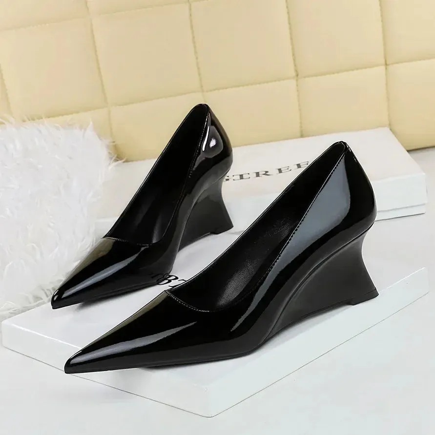 Women Pumps Pointed Toe Retro Shoes Women Shoes Designer Shallow Wedges High Heels Banquet Mules