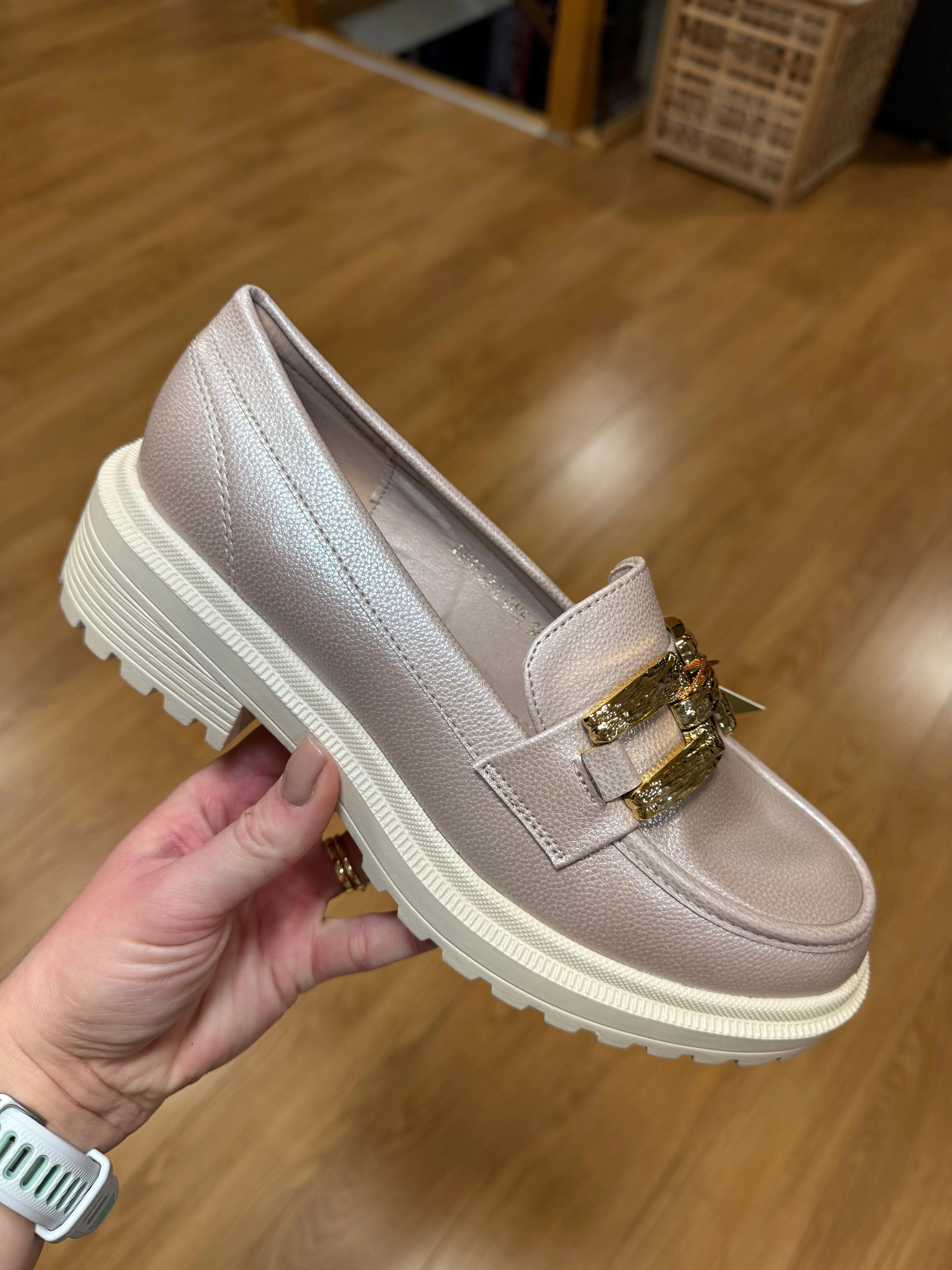 Zanni & Co Chilink Blush Shine Loafer